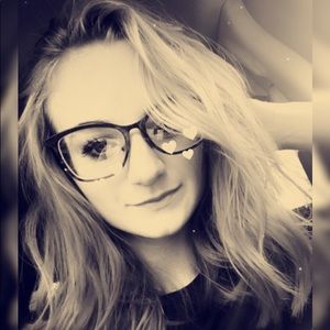 Meet your Posher, Sabrina